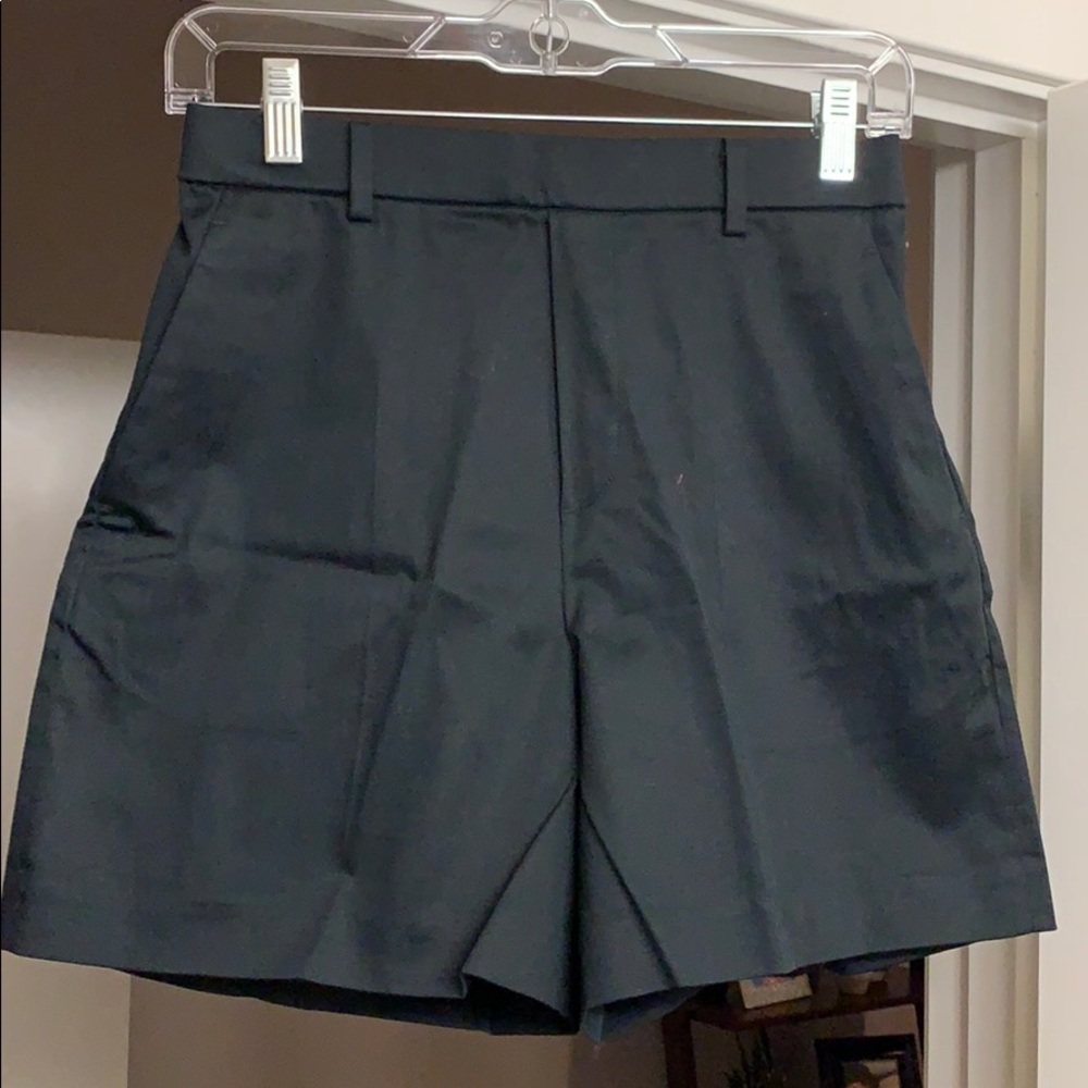 Uniqlo Pull-on Twill Shorts